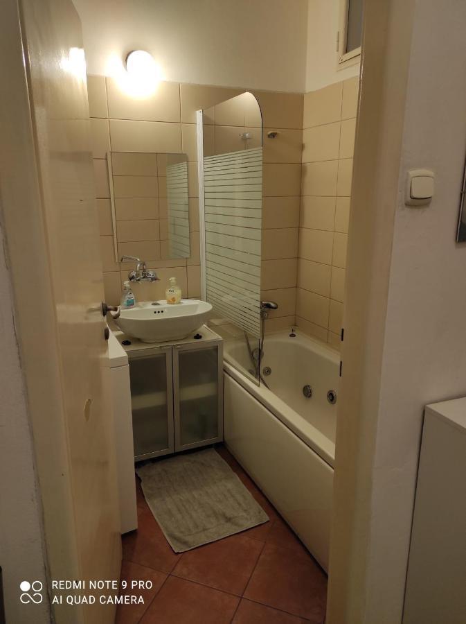 Coronation Apartment Bratislava Exterior photo