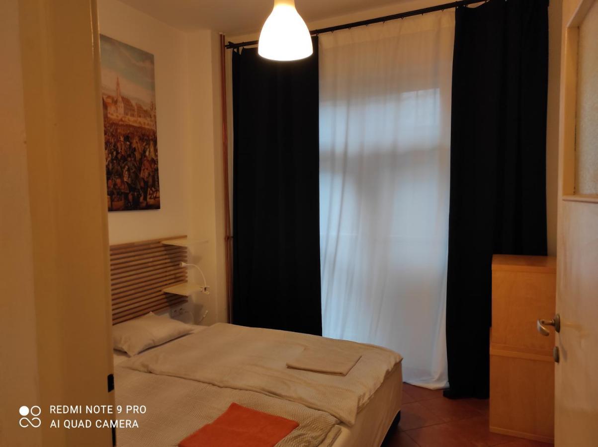 Coronation Apartment Bratislava Exterior photo