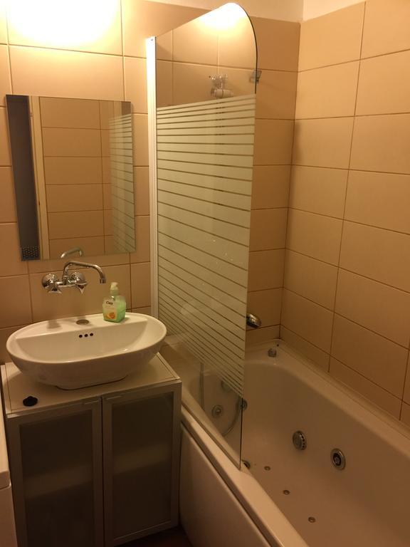Coronation Apartment Bratislava Exterior photo